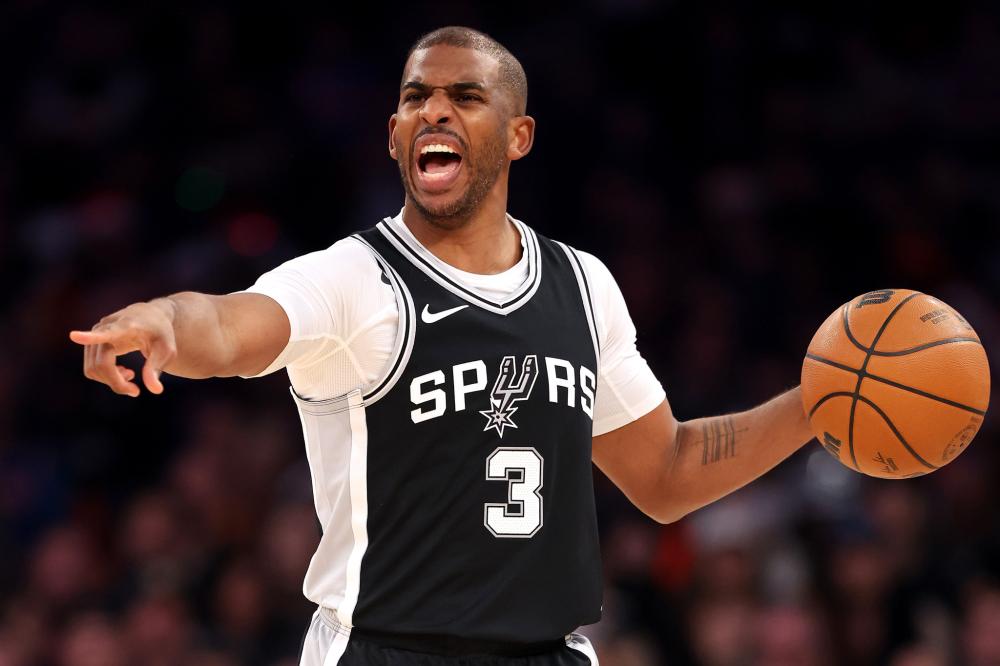 在赛场上展 在赛场上展