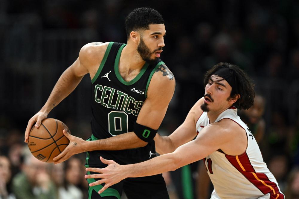 他以防守稳 他以防守稳