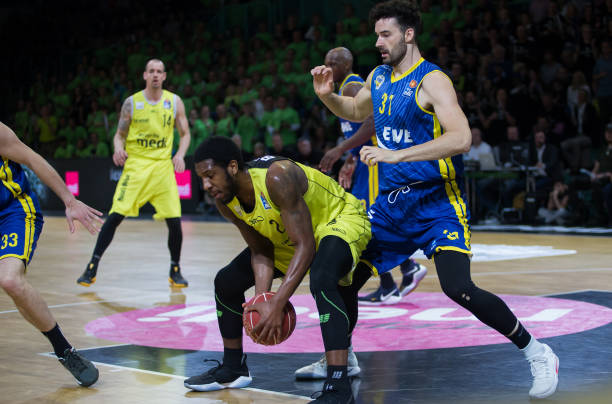 员在德国国 员在德国国