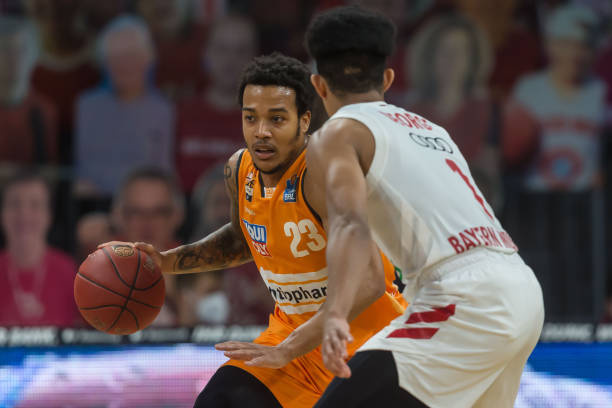 早退让球迷 早退让球迷